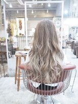 コニ(Coni) ♪Coni♪アッシュベージュバレイヤージュ