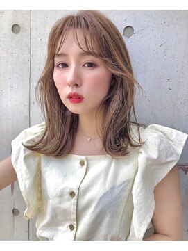 リコバイアフロート(riko by afloat) 韓国風センターパートシースルーバングくびれミディ【riko荒木】