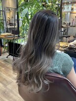 リィリ バイ ロダット 横浜(rili by LODAT)&nbsp;シナモングレージュ×バレイヤージュ【rili横浜】