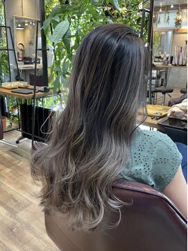 リィリ バイ ロダット 横浜(rili by LODAT) シナモングレージュ×バレイヤージュ【rili横浜】