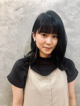 モロコ 神保町 九段下店(moloco) ミルクティーブロンド/ ダークブルー/ デジタルパーマ