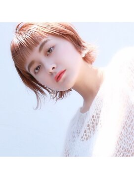 アニータバイガネイシャ(Aujua anita by ganesha) #ワイドバング#外はねショート#アプリコットオレンジ