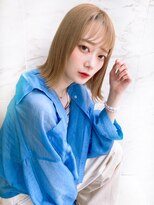 オーロ 緑地公園店(ORO)&nbsp;*光に映える大人カワイイハイトーン美髪ミディ/切りっぱなし