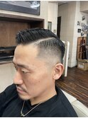 眉毛・ヒゲも揃えて◎THE  BARBER STYLE