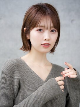 エインアンリー 表参道(AIN.ANLY.) 大人可愛い前髪あり耳掛け外ハネボブ20代30代40代