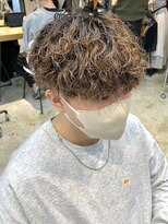 フィフス 名駅(fifth)&nbsp;波巻きパーマツイストスパイラル無造作マッシュツーブロック