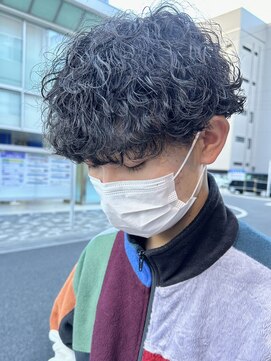 オーガニック アトリエ 大宮(organic+atelier) メンズ波打ち波巻きツイストスパイラルパーマ無造作マッシュ