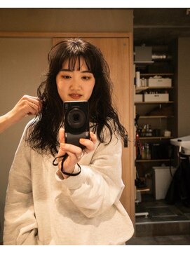 ニード(need) ソリッドパーマロング