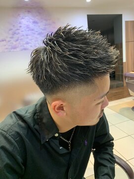 クリアオム 草加(CLEAR homme) アップバング スキンフェード