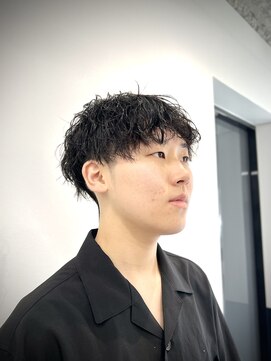 リバティシェアバーバー 銀座(LIBERTY SHARE BARBER) メンズマッシュショート波打ちスパイラル