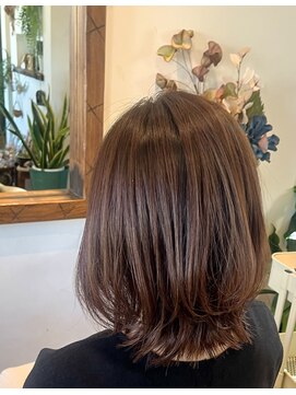 キューファイブアールイー(95RE) 大人可愛いくびれミディアム