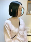 センターパートボブ