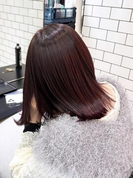 エイス 梅田 中津(Ace) きりっぱなしボブ　チェリーレッドカラー