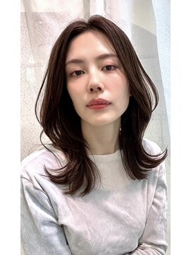 ３０代４０代５０代外ハネセンターパートミディアムくびれ小顔