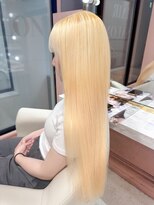 シェリエ(Cherie)&nbsp;抜きっぱなしブロンド/金髪/ハイトーンカラー/ブリーチ