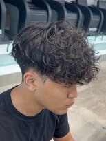 フィフスパーク(fifth PARK) 渋谷スペインカールラルフカール刈り上げ高めツーブロックメンズ