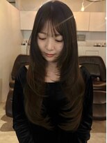 ライン(LINE)&nbsp;レイヤーカット/髪質改善/オリーブベージュ