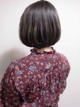 シエル ヘアーデザイン(Ciel Hairdesign) 【Ciel】ハイライトで立体感アッシュグレー×ボブ