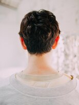 キリカ 中野(KIRIKA)&nbsp;スキンフェード/コンマヘア/アップバング/ツーブロックマッシュ