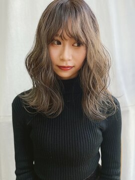 ピア(Pia) ミディアム　ミルクティーカラー