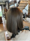 オリーブ×ベージュ