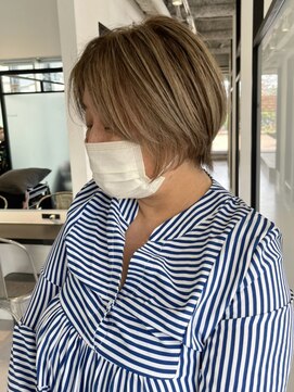 GBG 自由が丘 くびれショートボブ40代50代グレイカラー白髪染め白髪ぼかし