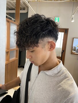 エイトデイズ 三宮駅前店(EIGHT days) ツイストスパイラルパーマ