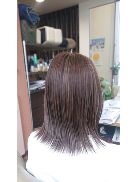 クローバー clover hair&relaxation ラベンダーパール極細ハイライト