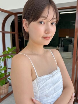 ソピ バイ インビテーション(sopi by invitation) 【NARUOKA】切りっぱなしボブ/外はねボブ/グレーベージュ