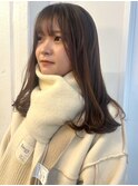 ダークブラウン　内巻きへア　小顔カット　艶トリートメント