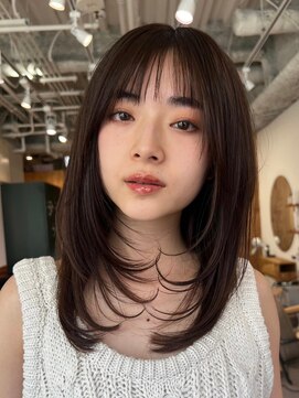 ノイカーム(noi Calm) 顔周りレイヤーカットくびれヘアミルクティーベージュカラー