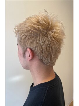 ビューティーワークスループライン(beautyworks LoopLine) ハイトーンのスパイキーショート