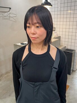 スート(suit.) 大人可愛いナチュラルストレートボブ