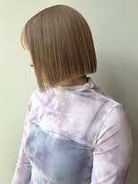 ユニバイリサ 天神大名店(uni by risa)&nbsp;ハイトーン ブリーチ 抜きっぱなしブロンド 切りっぱなしボブ