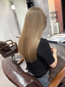 レド(LeDo) ブロンドカラー【四日市/ブリーチ/髪質改善】