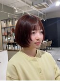ショートボブ × ワインレッド