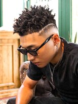 プロショップウェーブ セカンド(PRO SHOP WAVE II)&nbsp;スペインカール/フェザーパーマ/メンズパーマ/テーパーフェード