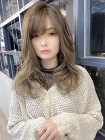 マリアバイアフロート(Maria by AFLOAT)&nbsp;【shige】アッシュブラウンネオウルフ毛先パーマ外ハネロング