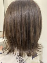 インビテーション(invitation) ハイトーンカラー×オリーブベージュ