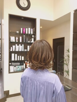 アールトゥーヘアー(art To Hair) 外ハネボブ