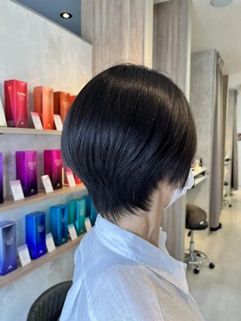 ロアン 福津店(roan) 大人ショート