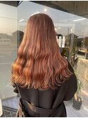 ピンクベージュ