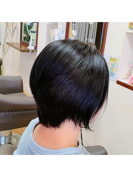 エム クゥール m.coeur ナチュラルショート