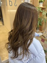 サル(saru)&nbsp;#ベージュ × #レイヤーカット