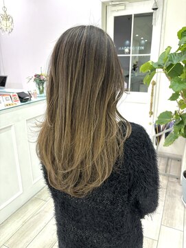 タブー 岐阜店(TABOO) 【レイヤーカット×ベージュ系ハイライト】