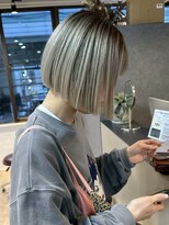 メリー オオサカ(Merly Osaka)&nbsp;どの角度も可愛いボブバレイヤージュ