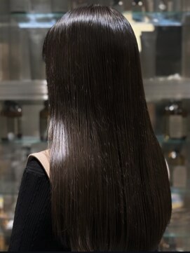 オーガニック リブ 川越(organic+live) 20代30代。..艶感ストレートアッシュグレージュ透明感ロング