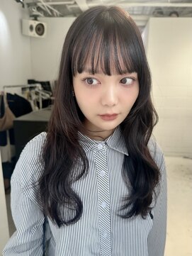 ココ 原宿(KOKO) レイヤーカットくびれヘア夏アプリコットオレンジぱっつん前髪