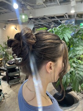 ロア インターナショナル 新宿店(LoA International) カジュアルアップスタイル