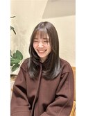ミディアムレイヤーハッシュカットダークグレーアッシュブラウン